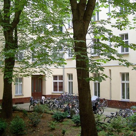 Quiet Courtyard Apartment Berlin Exterior foto