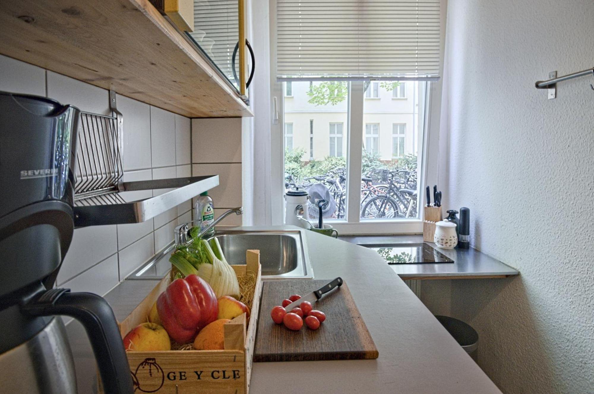Quiet Courtyard Apartment Berlin Exterior foto